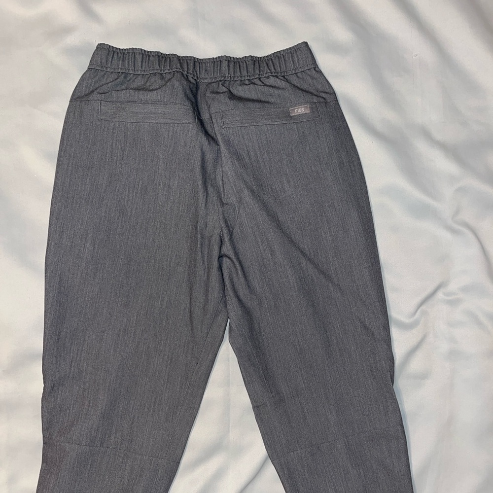 NWOT Figs Zamora Jogger Scrub Pants Anti Wrinkle Graphite Size S/XS - Picture 2 of 9